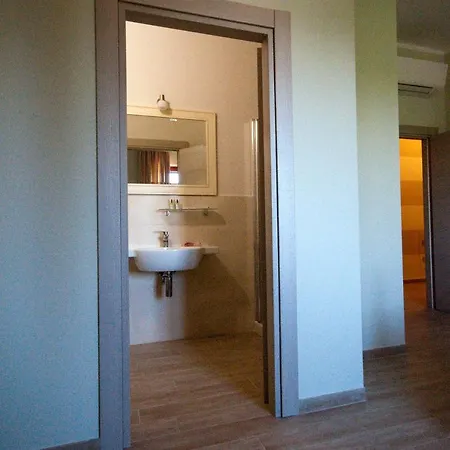 La Madonnina * 몬테팔코