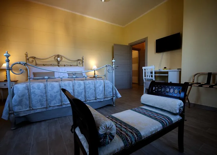 La Madonnina * モンテファルコ