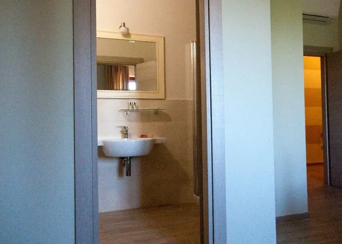 La Madonnina * モンテファルコ